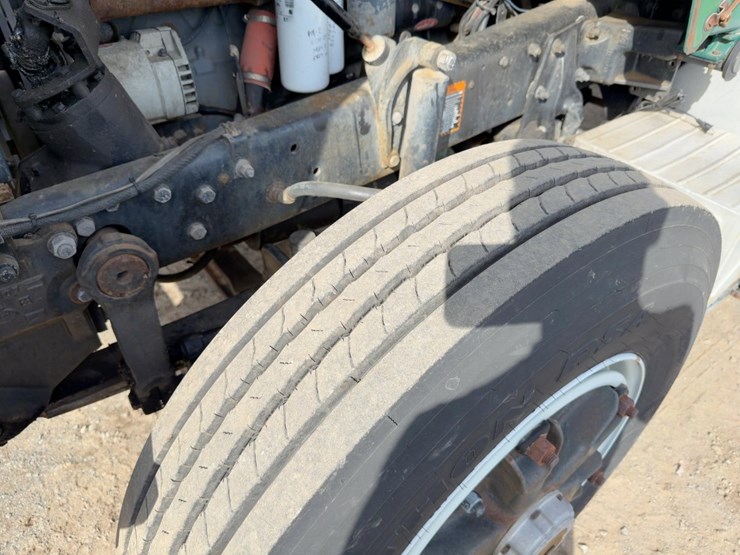 1990-mack-rd688s-image-9