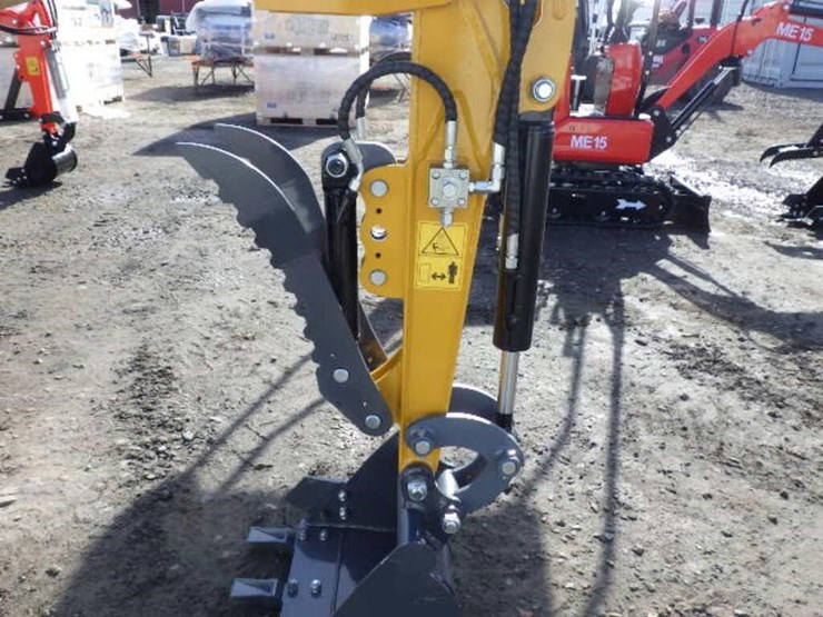 2026-sdlanch-me20-hydraulic-excavator-image-13