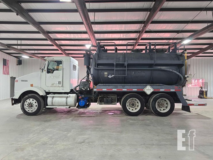 1999-kenworth-t800-image-5