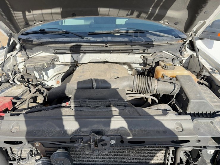 2013-ford-f150-xlt-image-13