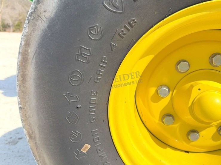 2004-john-deere-7320-image-108