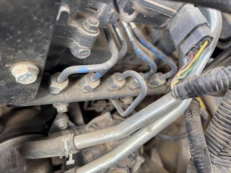 2015-yale-gdp80-forklift-image-40