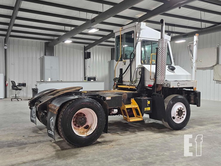 2017-capacity-tj5000-image-3