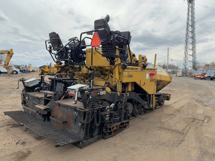 2013-caterpillar-ap-1055e-image-5