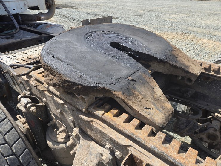 2007-massey-ferguson-8-image-25