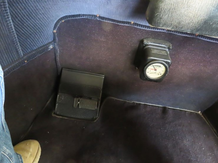 1918-detroit-model-74-brougham-electric-car-image-28