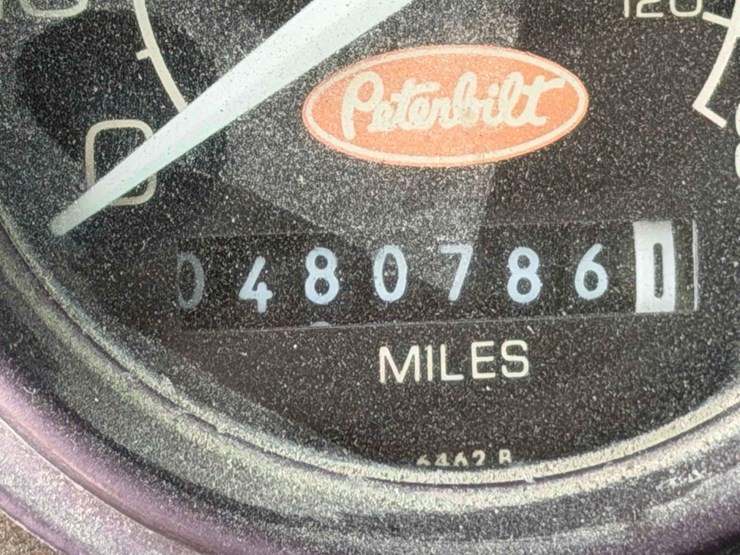 2000-peterbilt-357-image-34