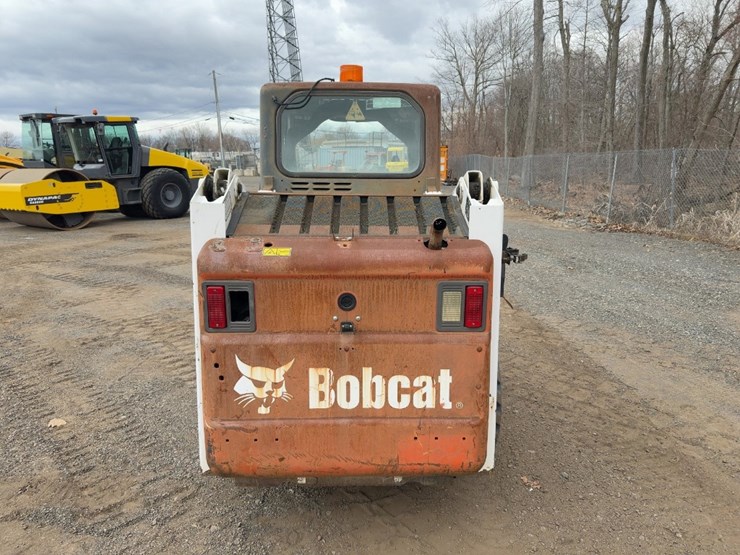 2006-bobcat-s130-image-4