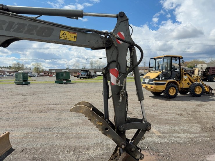 2008-volvo-ec55b-image-10