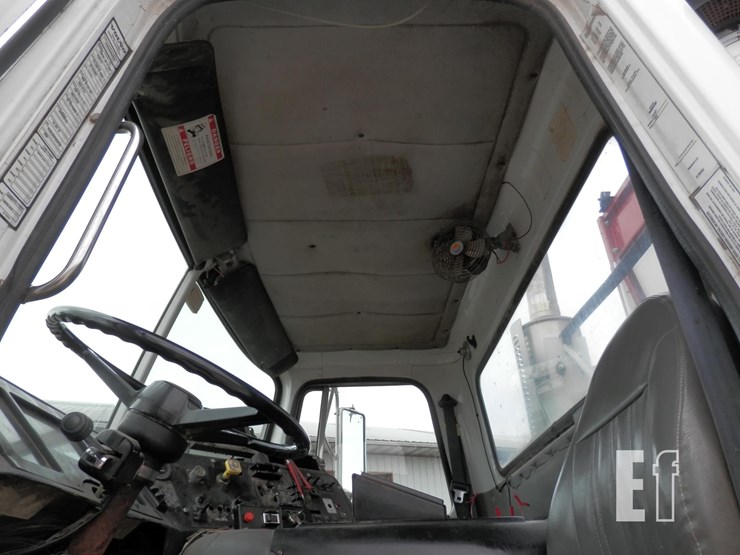 2000-volvo-xpeditor-wx-image-22