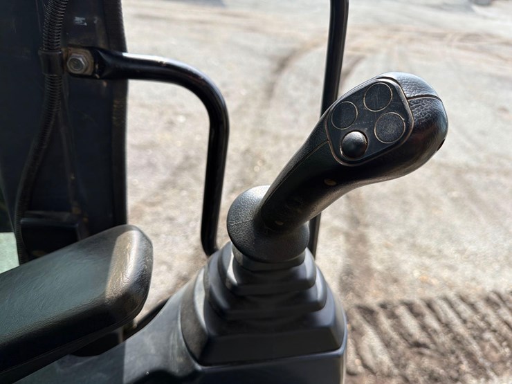 2017-kobelco-sk350-lc-9e-image-32