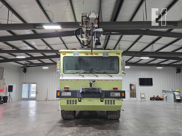 1996-oshkosh-t1500-image-7