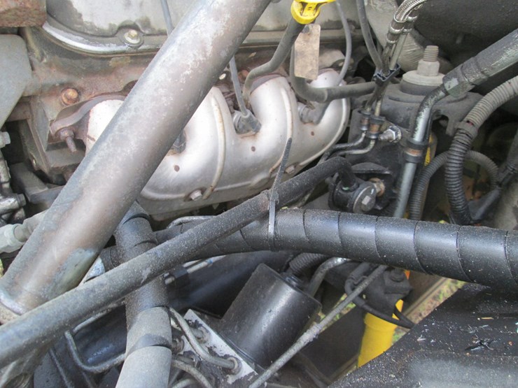 #46152-•-2005-chevrolet-s/a-single-cab-flatbed-truck-1gdg5c1e75f902740-image-22