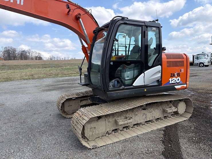 2019-hitachi-zx120-6-image-2