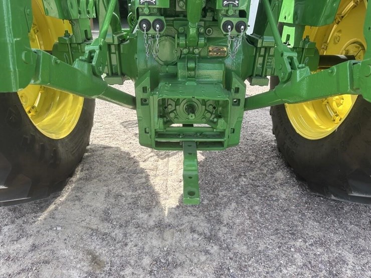 john-deere-4320-image-8