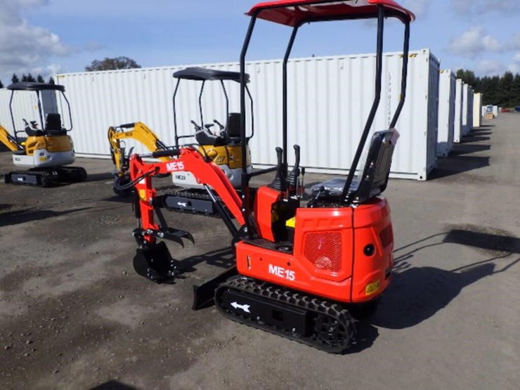 2026-sdlanch-me15-hydraulic-excavator-image-2