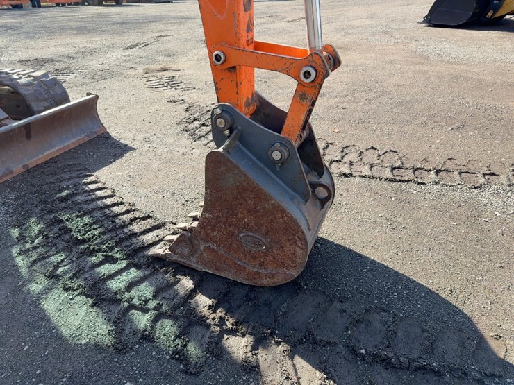 2019-doosan-dx85r-3-image-8