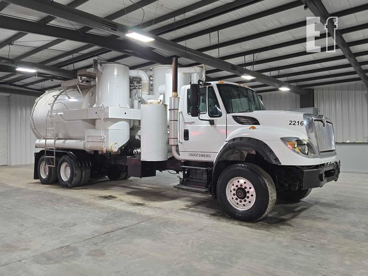 2012-international-workstar-7600-image-2