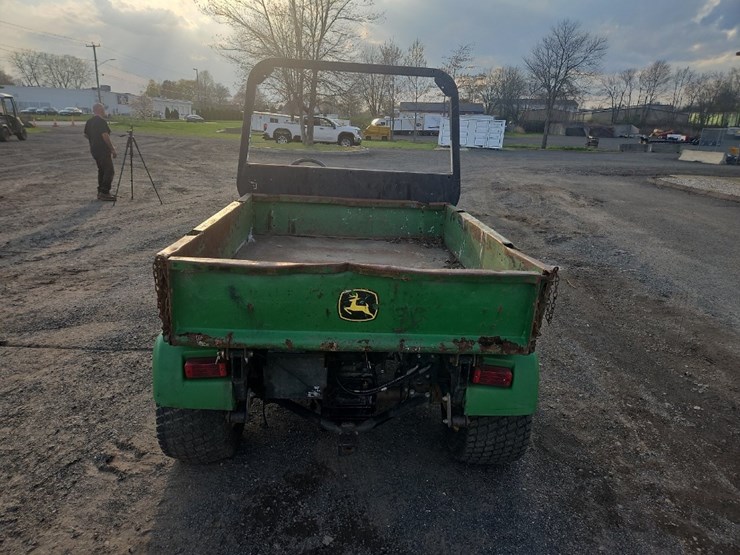 john-deere-progator-2030-image-4