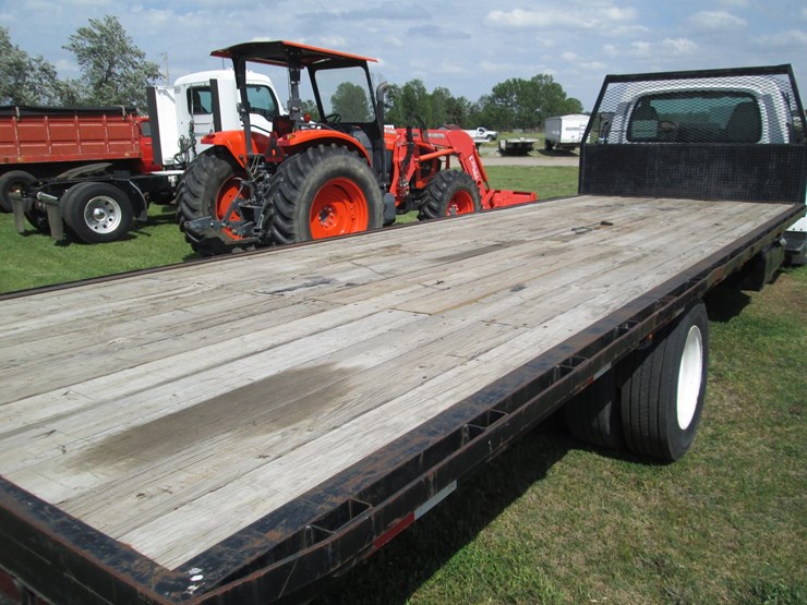 #46152-•-2005-chevrolet-s/a-single-cab-flatbed-truck-1gdg5c1e75f902740-image-10