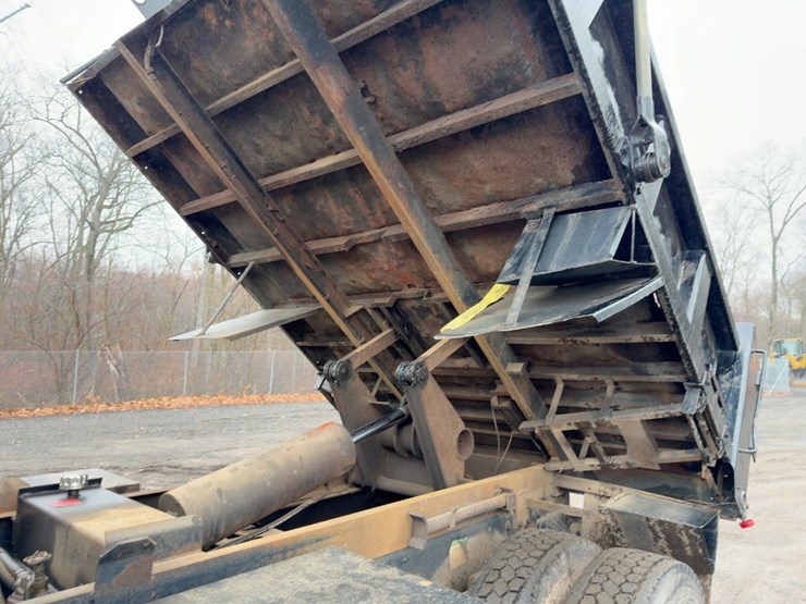 2007-caterpillar-c7-image-14