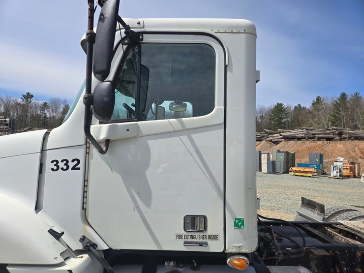 2007-massey-ferguson-8-image-16