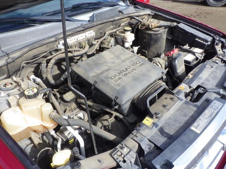 2011-ford-escape-image-11