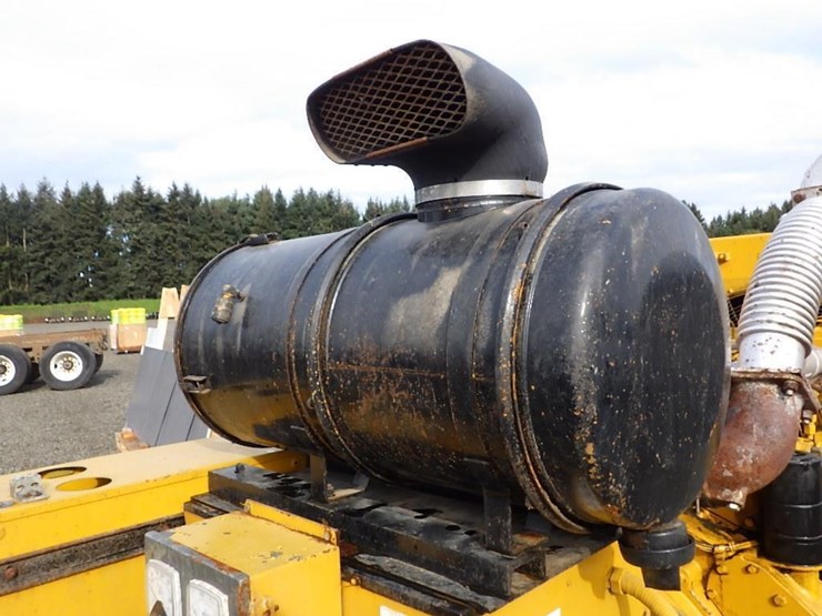 caterpillar-d343-image-12