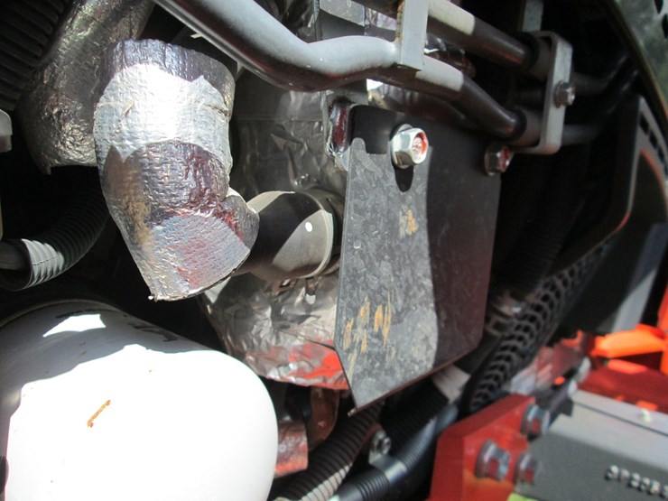 2022-kubota-m6s-111-image-18