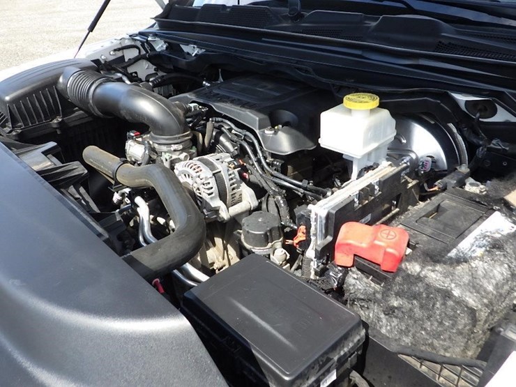 2019-dodge-1500-image-11