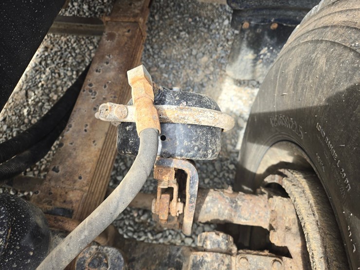 1991-peterbilt-357-image-48