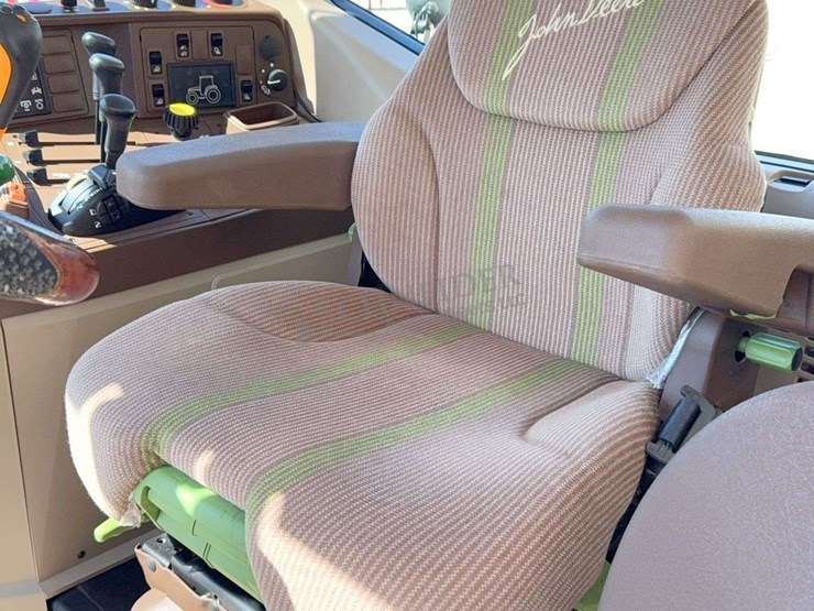 2004-john-deere-7320-image-68