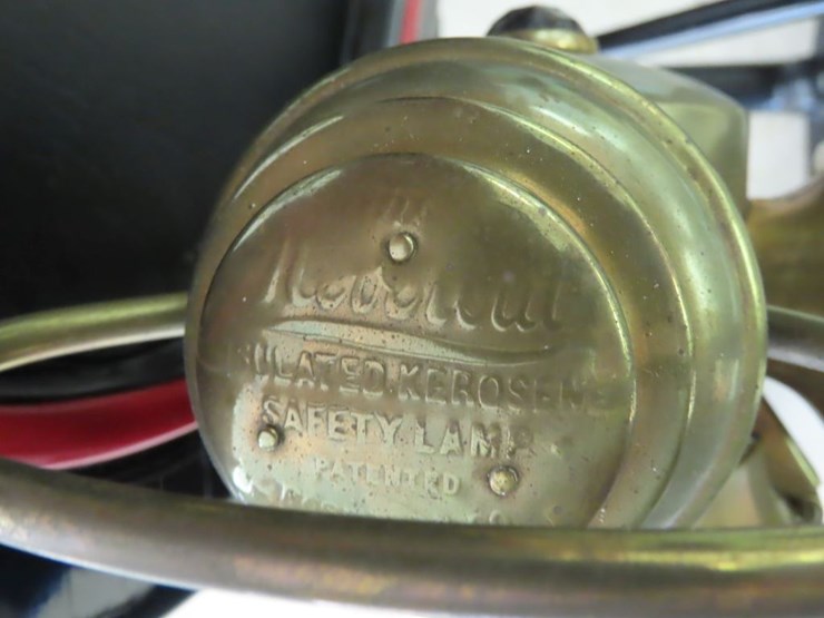 1902-curved-dash-oldsmobile-runabout-image-8