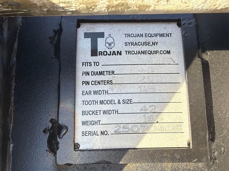 caterpillar-303-image-4