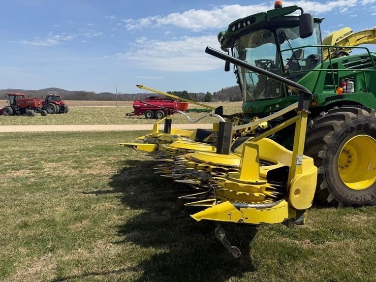 john-deere-770-image-3