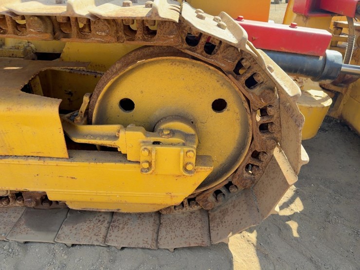 1994-caterpillar-d3c-iii-image-17