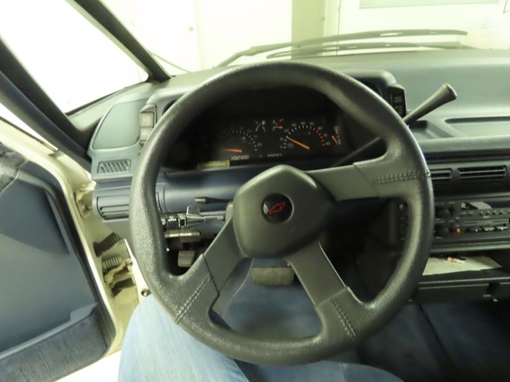 1990-chevrolet-lumina-apv-van-image-15