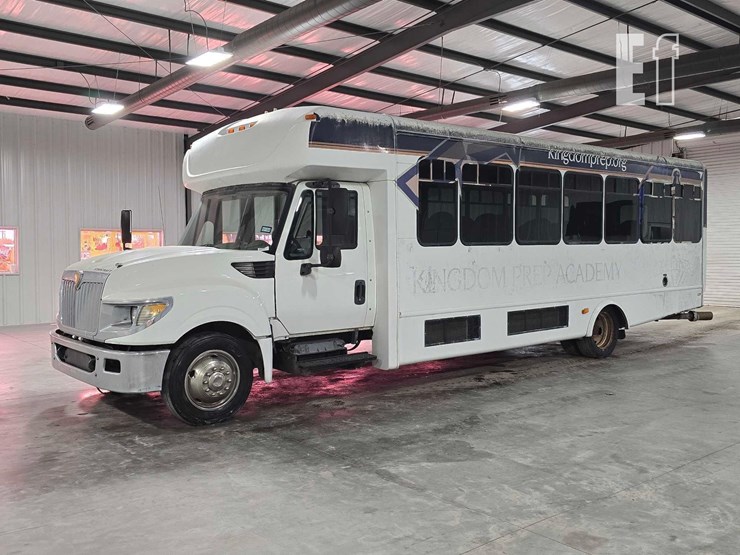 2013-international-3000-image-1