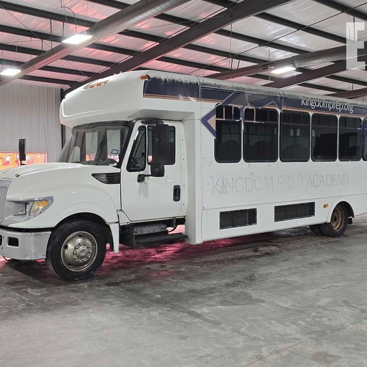 2013 INTERNATIONAL 3000