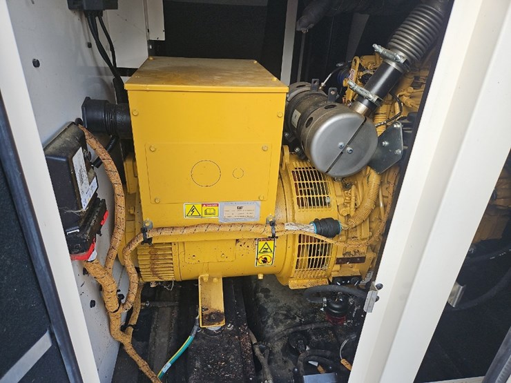 2017-caterpillar-xq35-image-14