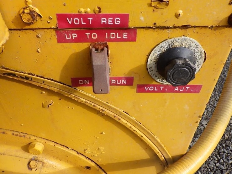 caterpillar-d343-image-11