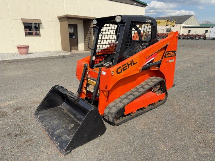 2021-gehl-rt105-image-1