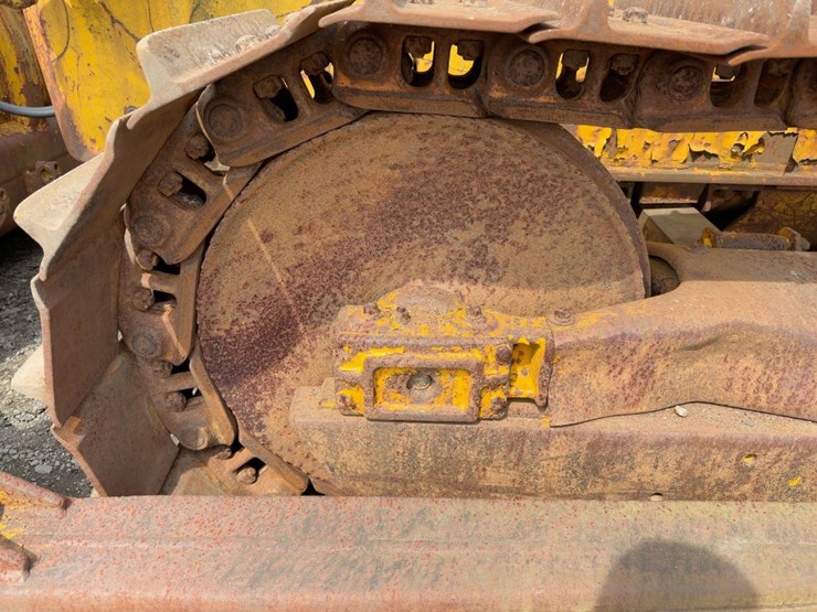 caterpillar-d6-image-27