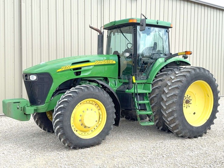 john-deere-200-image-2
