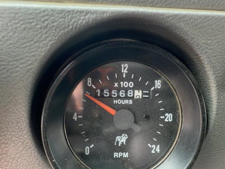 2000-mack-rd688s-image-34