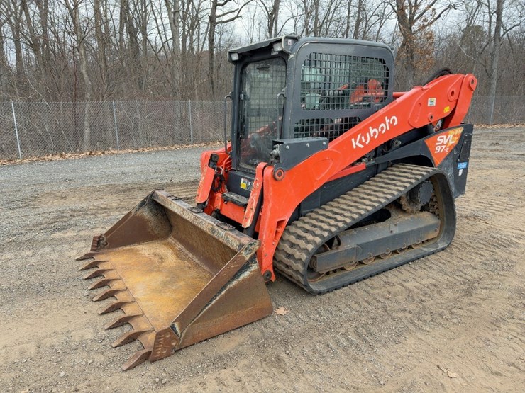 2021-kubota-svl97-2-image-1