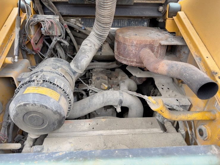 2006-gehl-5640-image-15