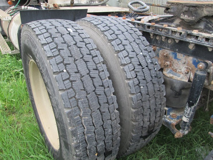 #46168-•-inop-2006-mack-613-vision-t/a-daycab-truck-tractor-1m1ak06yx6n010204-image-6