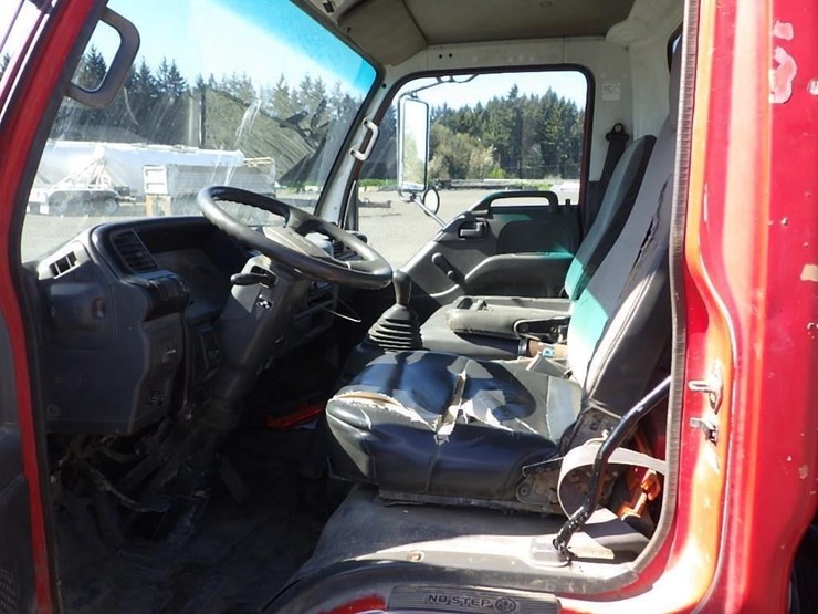 1999-isuzu-nqr-image-24