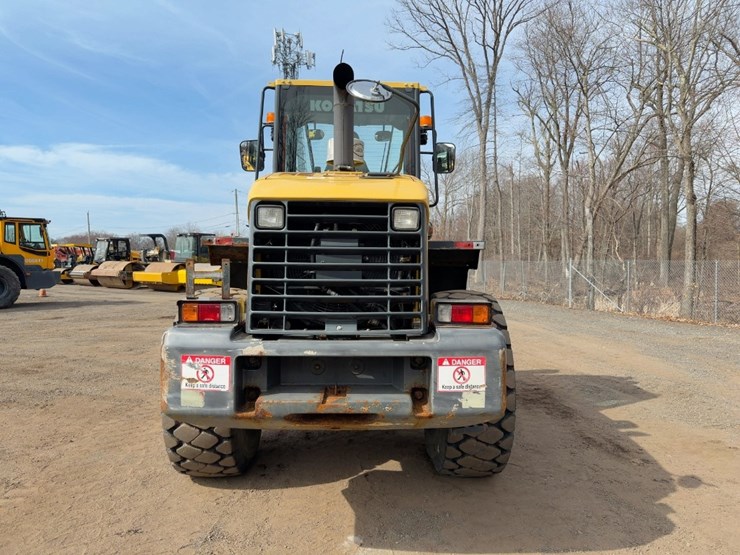 2013-komatsu-wa250pz-6-image-4